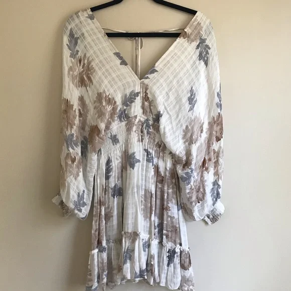 Flowy Floral Boho Sundress - Picture 1 of 12
